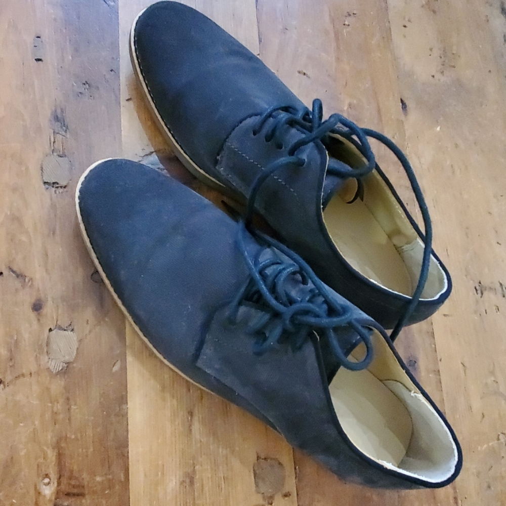 Sebago Shoes - Picture 3 of 7